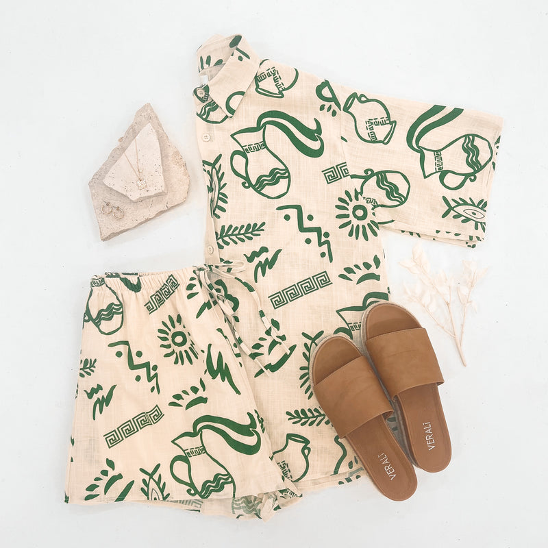 Elevate your look with this perfect summer set!