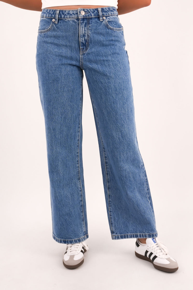 Mid-Wide-Jean-Blue-Intuition-f3jpg