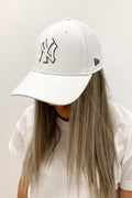 New York Yankees 9FORTY Strapback Mono White